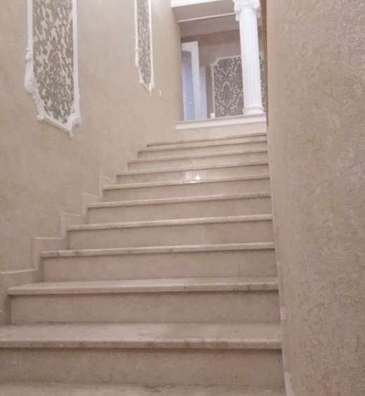 Лестница из мрамора