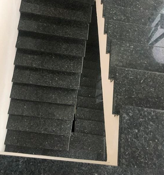 Лестница из гранита