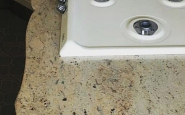 Кухонная столешница из гранита Ivory Brown